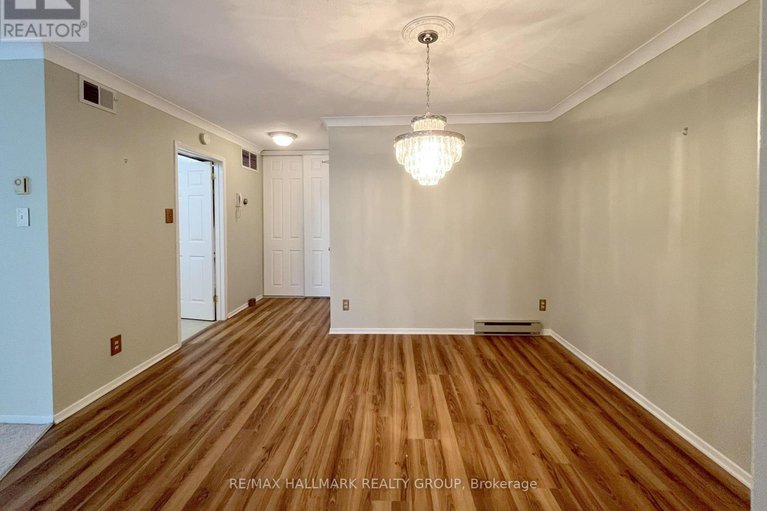 28920438/72-218-d-equestrian-drive/bridlewood/ottawa/ontario/K2M1E2_8