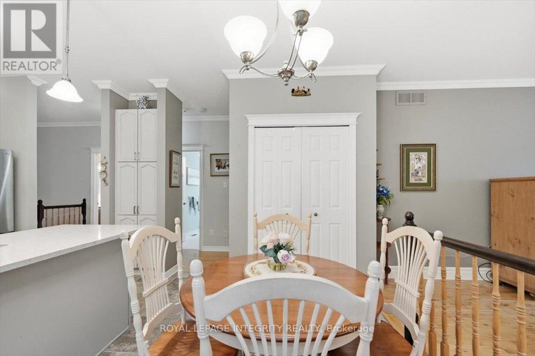 29228635/1030-valin-street/fallingbrookgardenway-south/ottawa/ontario/K4A4X7_19