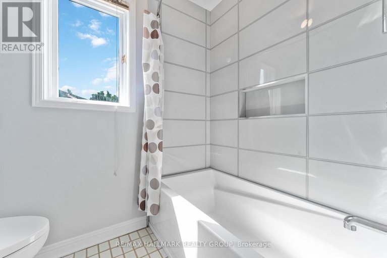 28649696/109-country-club-drive/hunt-club/ottawa/ontario/K1V0B4_20