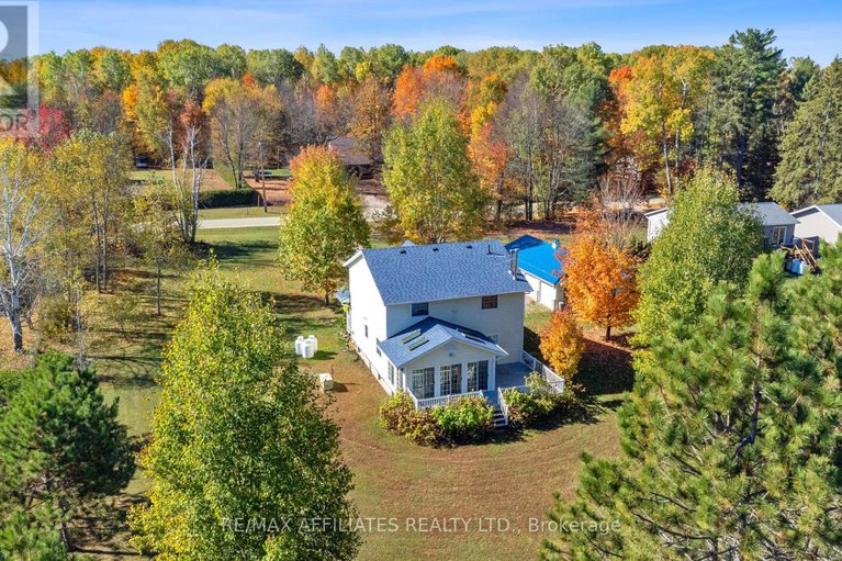 28980028/2296-eady-road/horton-twp/horton/ontario/K7V3Z8_35