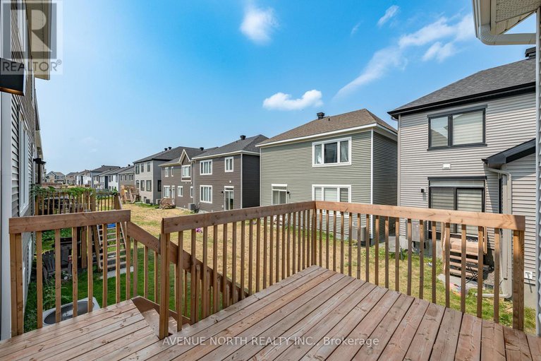 28860018/161-rugosa-street/half-moon-bay/ottawa/ontario/K2J6X4_28