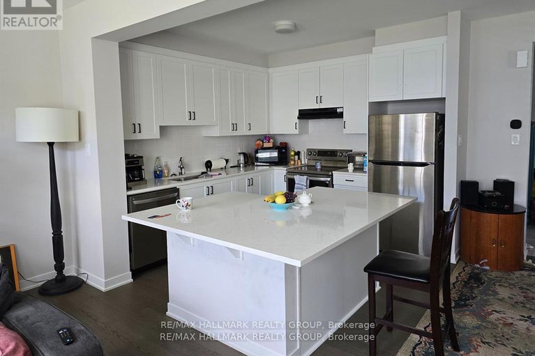 29034876/610-fenwick-way/stonebridge/ottawa/ontario/K2J7E5_8