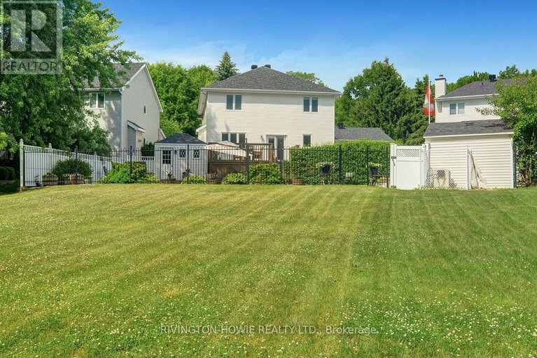 28518240/143-glenncastle-drive/carp/ottawa/ontario/K0A1L0_32