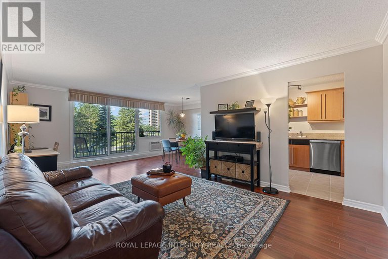 28650131/303-665-bathgate-drive/carson-meadows/ottawa/ontario/K1K3Y4_6
