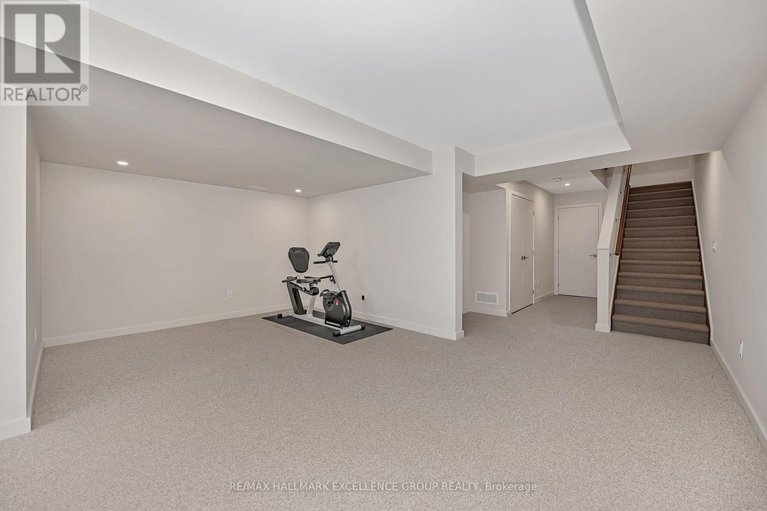 29400728/677-honeydew-street/riverside-southgloucester-glen/ottawa/ontario/K1X0K5_36