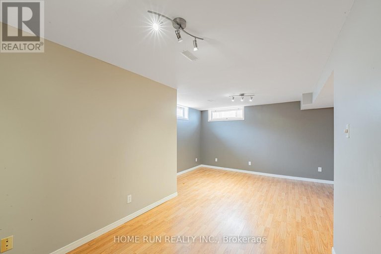 29554802/182-windhurst-drive/barrhaven-east/ottawa/ontario/K2G6J4_35