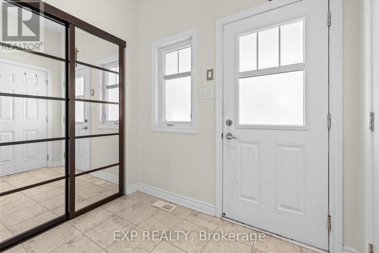 29660875/500-langelier-avenue/mer-bleuebradley-estatesanderson-park/ottawa/ontario/K1W0E9_4