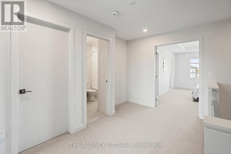 29454597/267-apricot-street/riverside-south/ottawa/ontario/K1X0K1_31