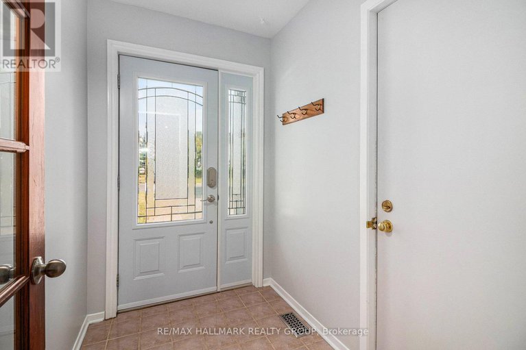 29407943/270-mceachern-crescent/bilberry-creekqueenswood-heights/ottawa/ontario/K1E3K5_2