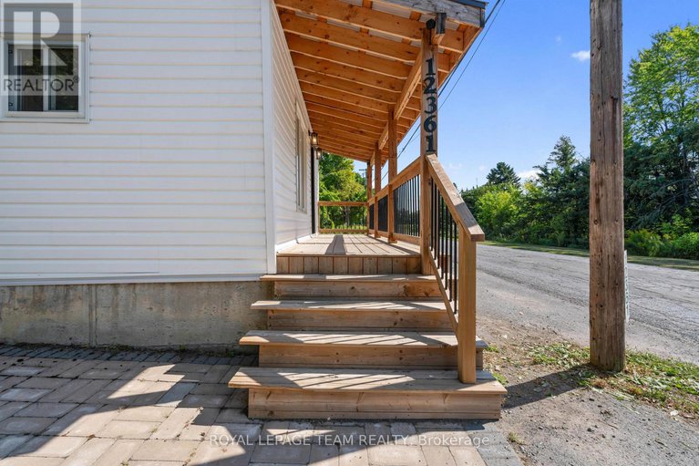 29213899/12361-winchester-springs-road/north-dundas-winchester-twp/north-dundas/ontario/K0C2L0_4