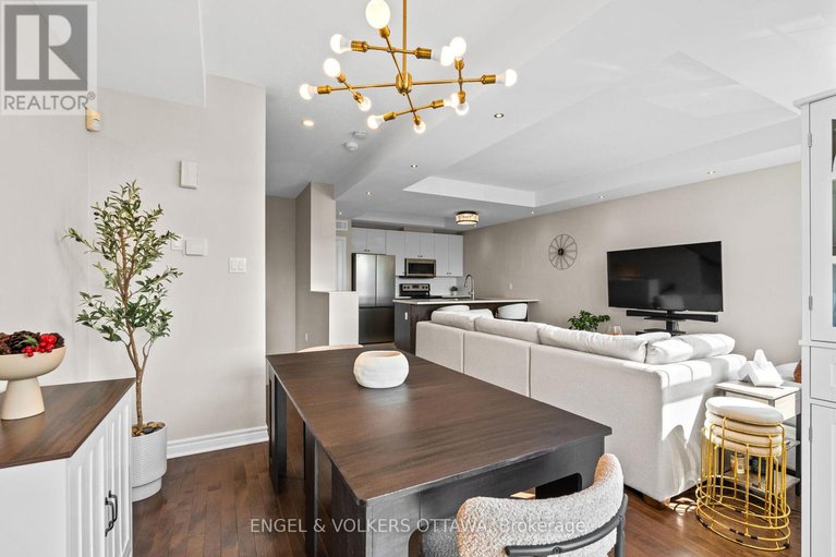 28498839/618-lauraleaf-crescent/half-moon-bay/ottawa/ontario/K2J6G9_17