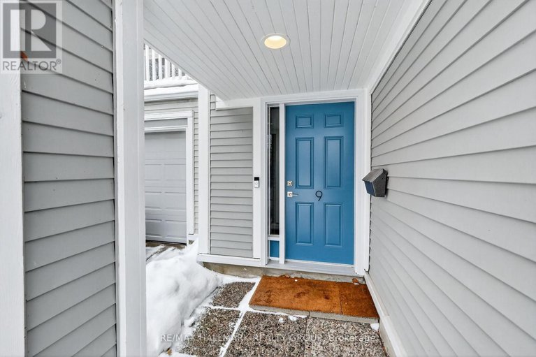 29413276/9-forsyth-lane/crystal-beach/ottawa/ontario/K2H9H1_2