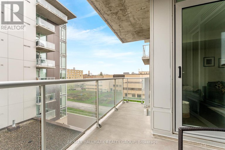 28288029/503-570-de-mazenod-avenue/ottawa-east/ottawa/ontario/K1S5X2_31