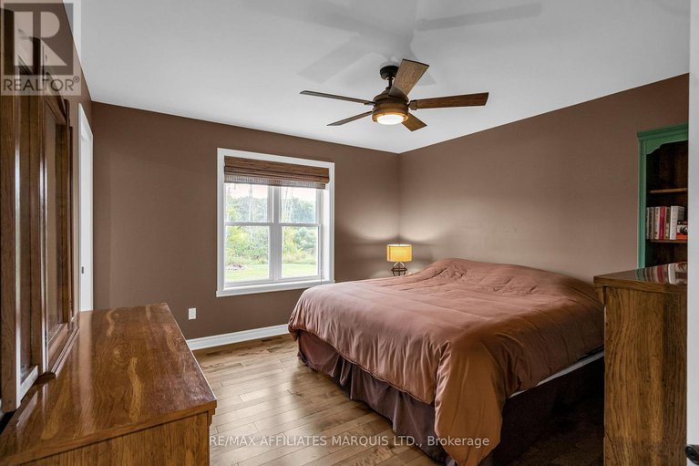 28797293/6840-lalonde-boulevard/south-glengarry-charlottenburgh-twp/south-glengarry/ontario/K0C2E0_23