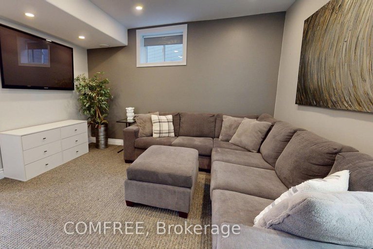 29132949/70-wilderness-way/stittsville-north/ottawa/ontario/K2S2E3_22