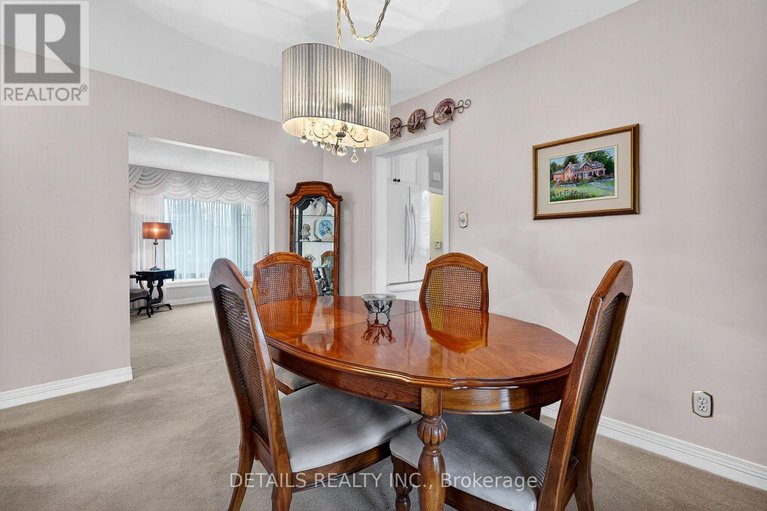 29077248/1031-connaught-avenue/queensway-terrace-north/ottawa/ontario/K2B5N2_13