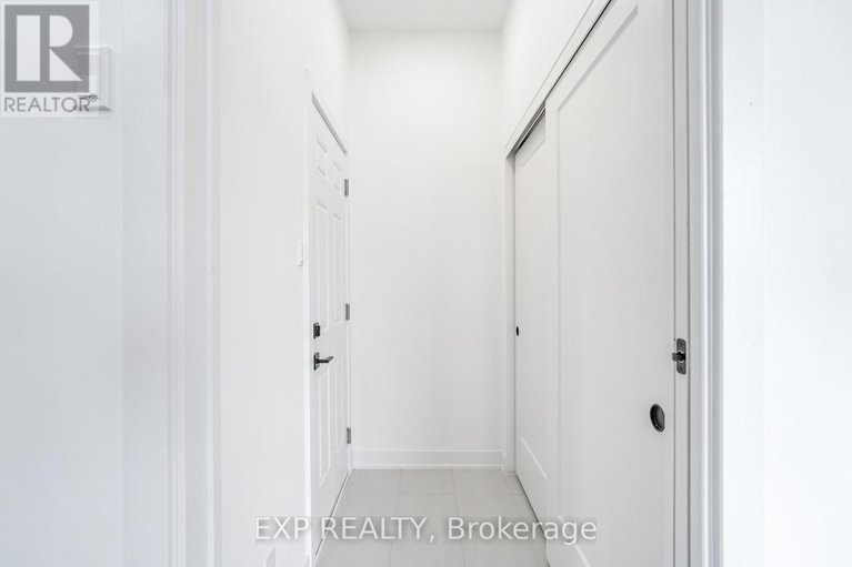 28649196/489-duvernay-drive/queenswood-heights-south/ottawa/ontario/K1E2N7_18