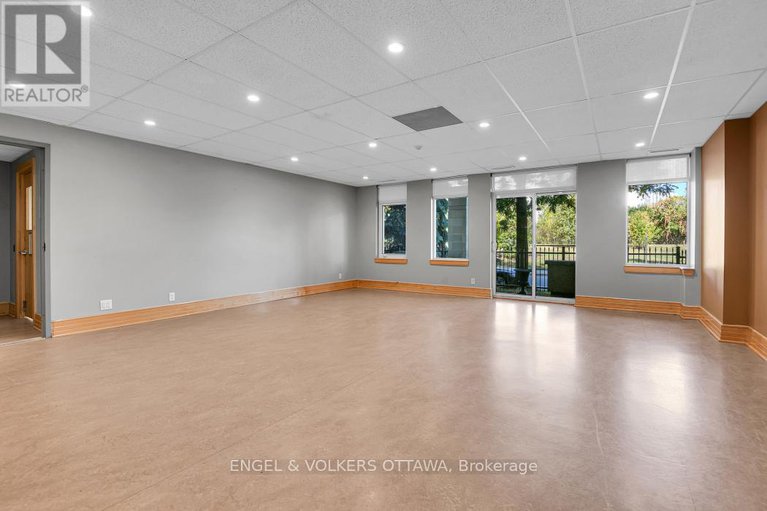 28934995/115-205-bolton-street/lower-townbyward-market/ottawa/ontario/K1N1K7_24