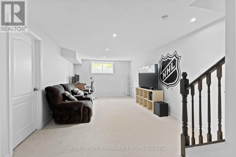 28816375/160-mattingly-way/riverside-southgloucester-glen/ottawa/ontario/K4M0C5_32