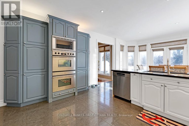 28050284/556-west-point-drive/drummondnorth-elmsley-north-elmsley-twp/drummondnorth-elmsley/ontario/K7H3C7_17