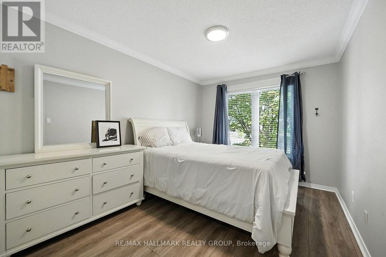 28787339/6272-sablewood-place/chapel-hill/ottawa/ontario/K1C7M5_21