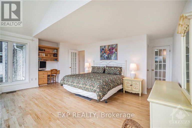 27506370/350-berry-side-road/rural-kanata/ottawa/ontario/K0A1T0_17