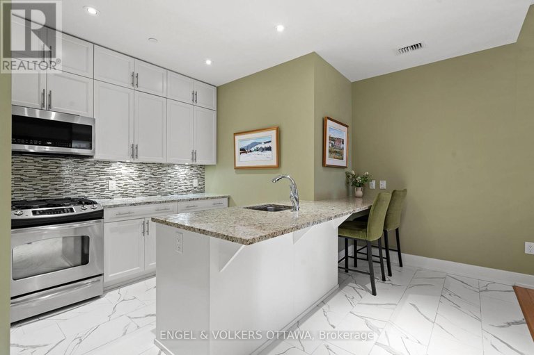 28995603/207-100-champagne-avenue-s/west-centre-town/ottawa/ontario/K1S4P4_7
