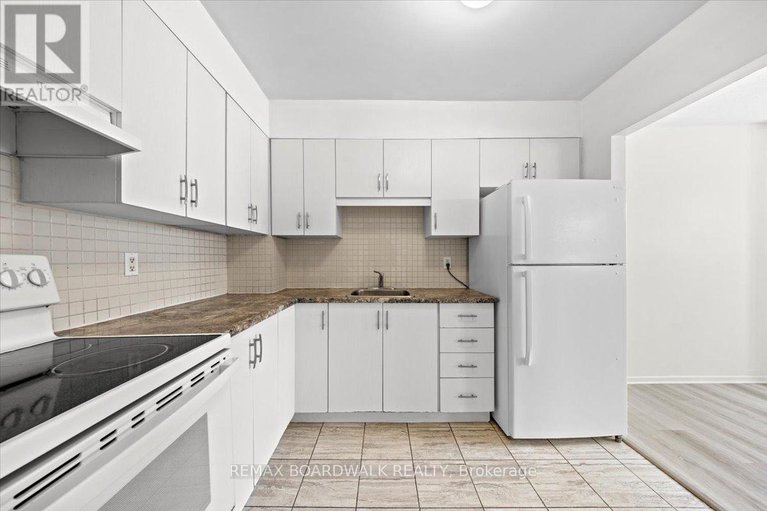 29233591/108a-2044-arrowsmith-drive/beacon-hill-south/ottawa/ontario/K1J7V8_15