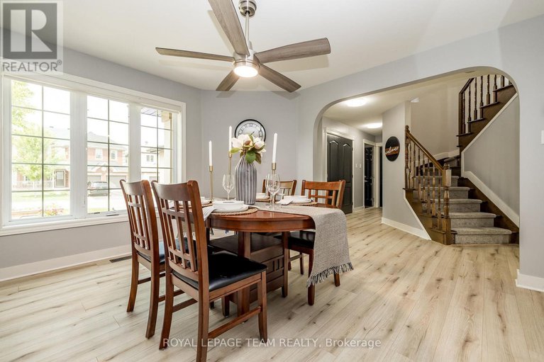 28449853/333-timbertrail-terrace/springridgeeast-village/ottawa/ontario/K4A5A6_8