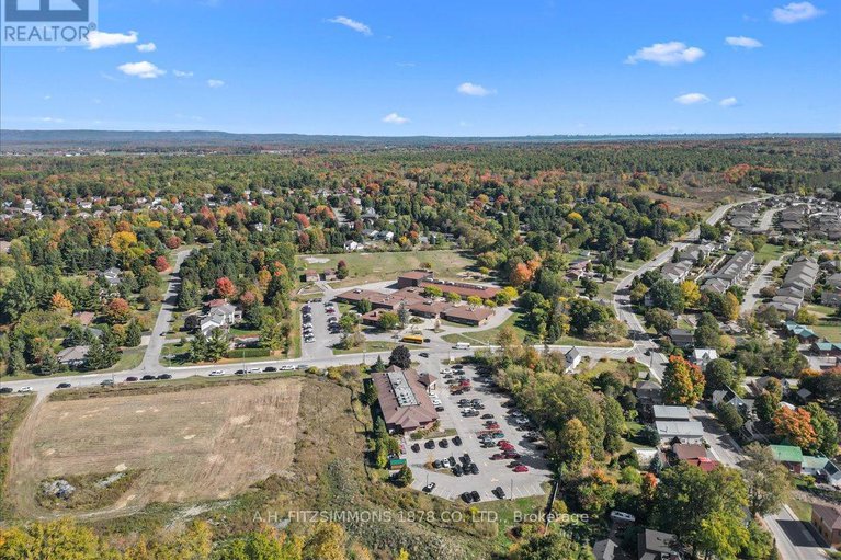 28941292/3791-carp-road/carp/ottawa/ontario/K0A1L0_46
