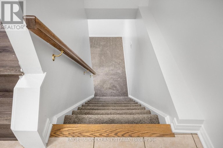 29123797/1626-trenholm-lane/fallingbrookpineridge/ottawa/ontario/K4A4B6_34