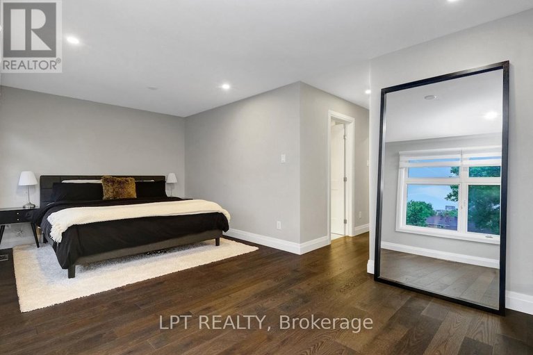 29068100/319-glynn-avenue/overbrookcastle-heights/ottawa/ontario/K1K1R9_21