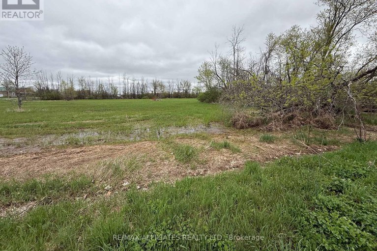 28286468/15554-savings-street/south-stormont-osnabruck-twp/south-stormont/ontario/K0C1Y0_24
