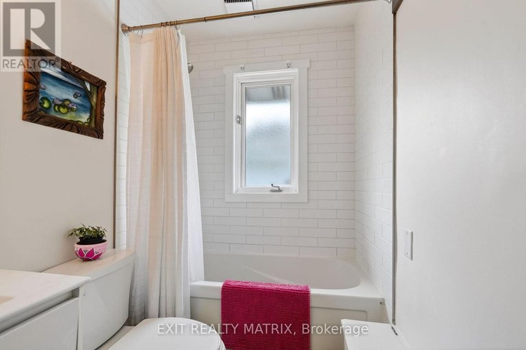 29596737/300-st-jacques-street/vanier/ottawa/ontario/K1L5G5_16