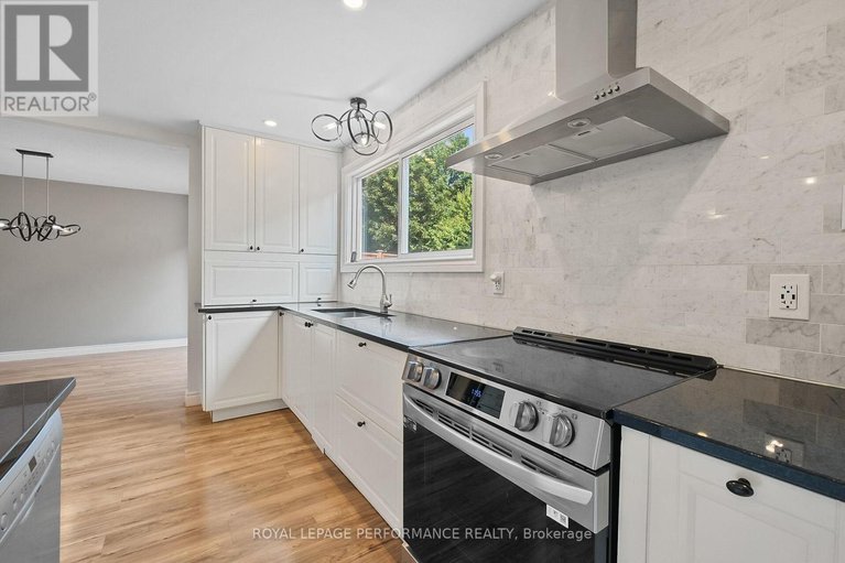 28853085/775-de-salaberry-street/beacon-hill-north/ottawa/ontario/K1J6Y5_14