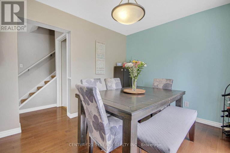 28283837/19-seabrooke-drive/glencairnhazeldean/ottawa/ontario/K2L2H8_18