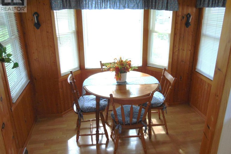 28860022/6242-maple-avenue/south-glengarry-lancaster-twp/south-glengarry/ontario/K0C1N0_9