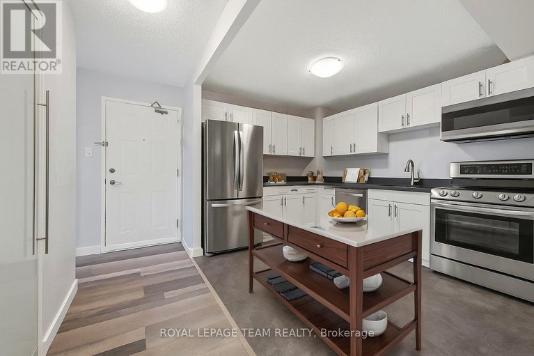 29412472/901-200-bay-street/ottawa-centre/ottawa/ontario/K1R7W8_3