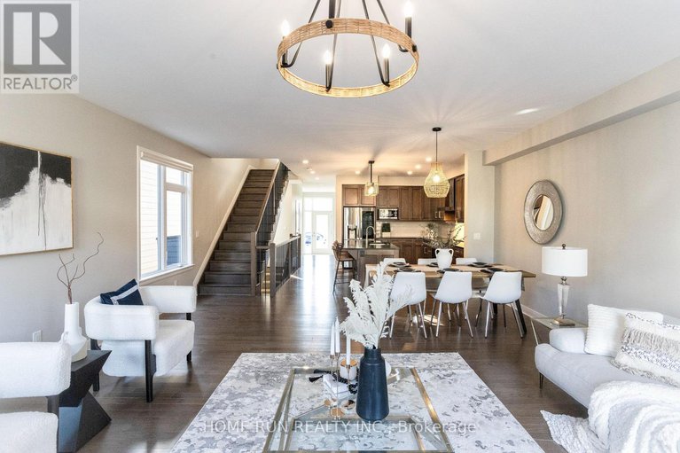 28910385/82-michael-stoqua-street/cfb-rockcliffe-and-area/ottawa/ontario/K1K5A2_6