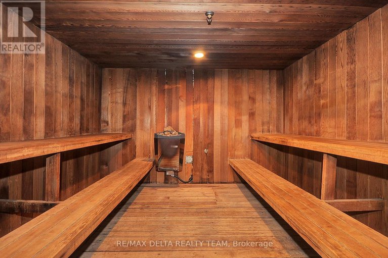 29322597/1001-555-brittany-drive/viscount-alexander-park/ottawa/ontario/K1K4C5_24