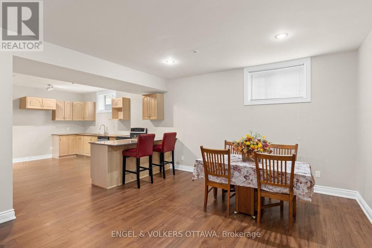 28819198/7510-village-centre-place/osgoode-twp-north-of-reg-rd-6/ottawa/ontario/K4P0C8_35