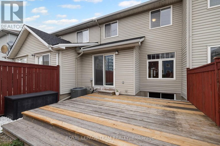 29688485/189-gray-crescent/beaverbrook/ottawa/ontario/K2K3L8_39