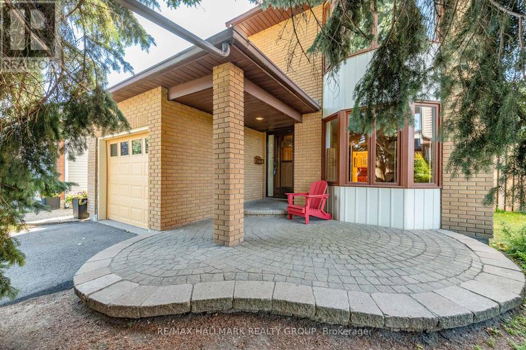 28847382/1414-eastcliffe-way/pineview/ottawa/ontario/K1B5H6_2