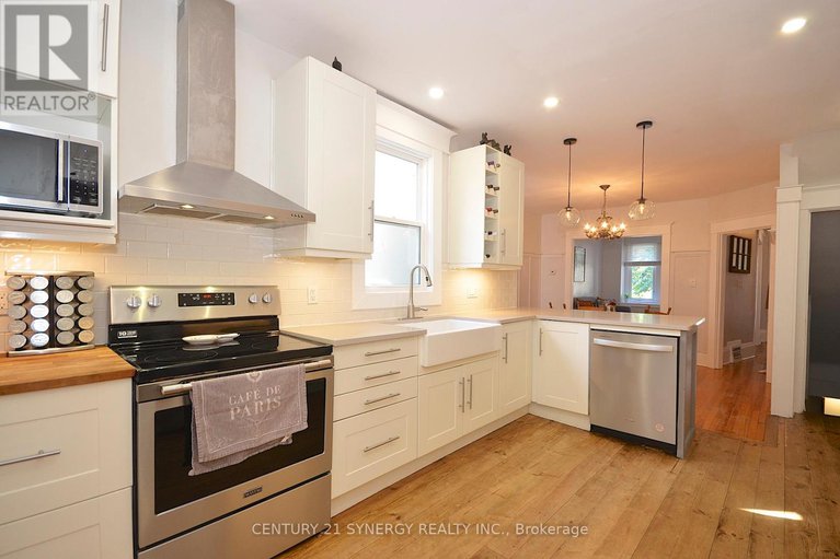 28811238/47-roslyn-avenue/old-ottawa-south/ottawa/ontario/K1S4W2_22