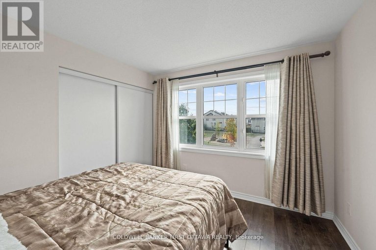 29673246/619-dundonald-drive/half-moon-bay/ottawa/ontario/K2J5Y8_26