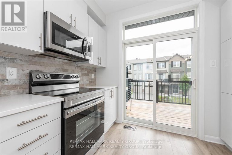 28591919/210-attwell-private/morgans-grantsouth-march/ottawa/ontario/K2K0P6_11