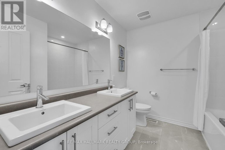 29294452/26-barn-swallow-private/riverside-southgloucester-glen/ottawa/ontario/K4M0H5_31