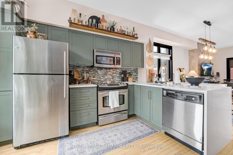 29249713/26-799-montreal-road-e/cfb-rockcliffe-and-area/ottawa/ontario/K1K0S9_6