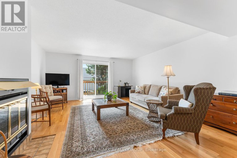 28722479/1916-russell-road/elmvale-acres/ottawa/ontario/K1G1L6_8
