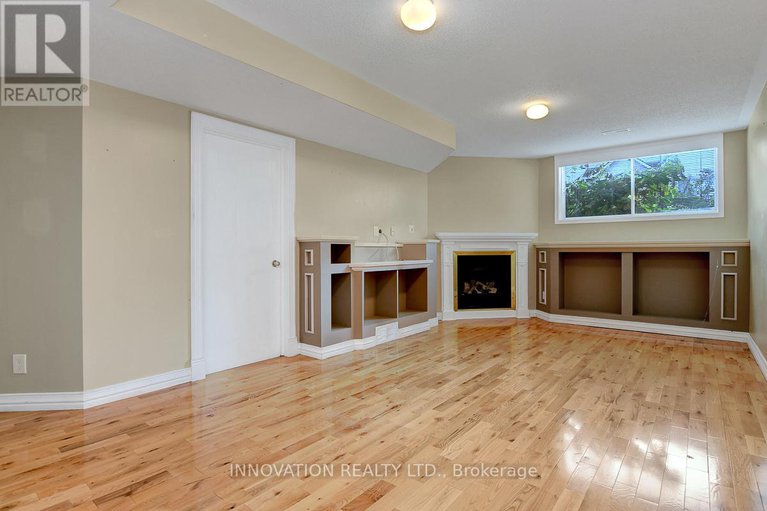 28994209/5-ipswich-terrace/morgans-grantsouth-march/ottawa/ontario/K2K3K4_18
